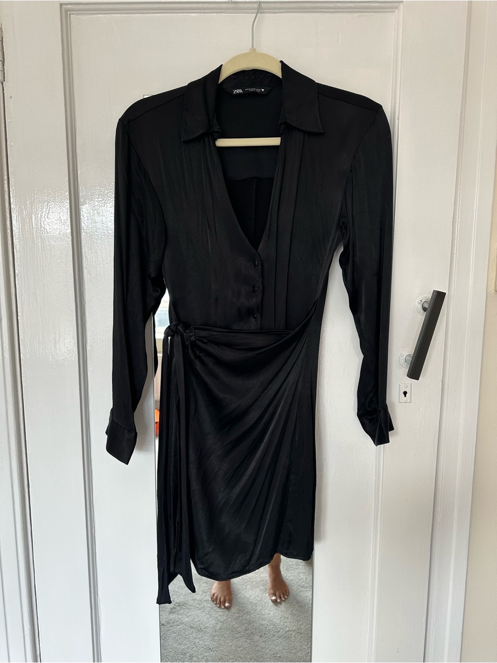 Zara Satin dress - Picture 2 of 6
